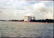 HughSlides1976-1977_10