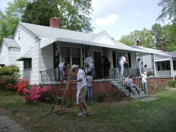 More painters at work