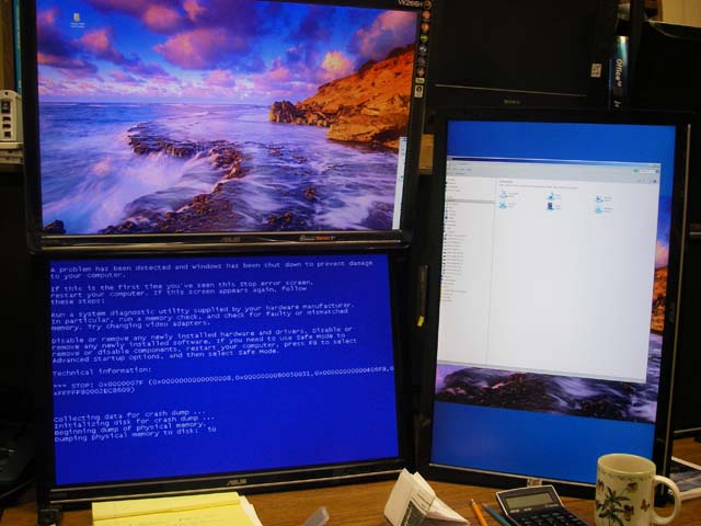 Windows 7 64bit blu screen of death.