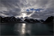 9_08052010B_MagdalenaFijord_68
