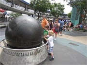 26062_Disney2012