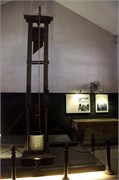 21049_HanoiHiltonB