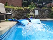 10_Pool